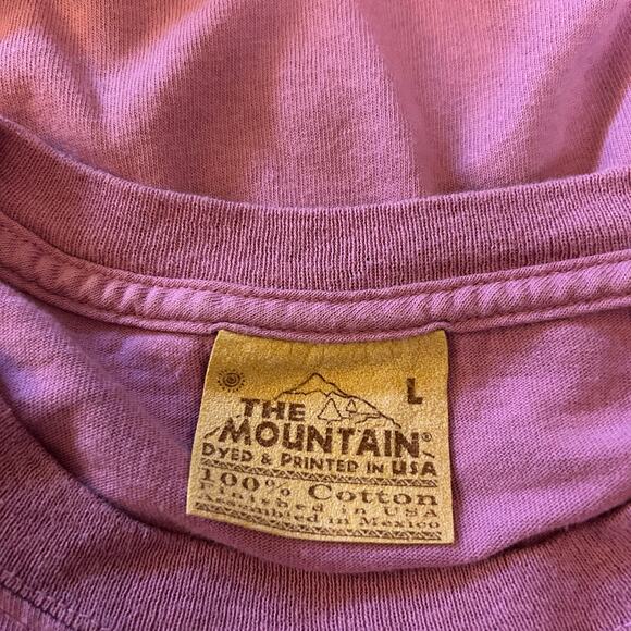 2008 The Mountain Graphic Tee Mens Large Moose Bear Nature Cute Outdoors Casual - Picture 2 of 5